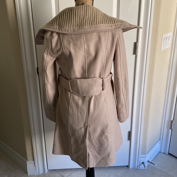 Express, rose color coat - Picture 2 of 2